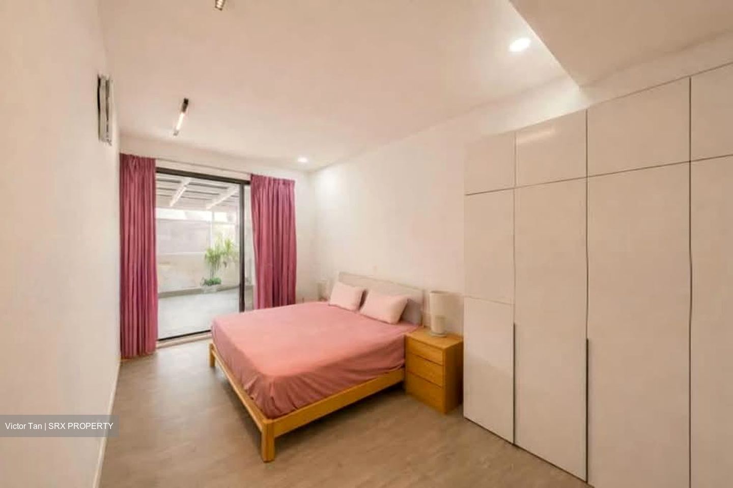 Daisy Road (D13), Terrace #553472591